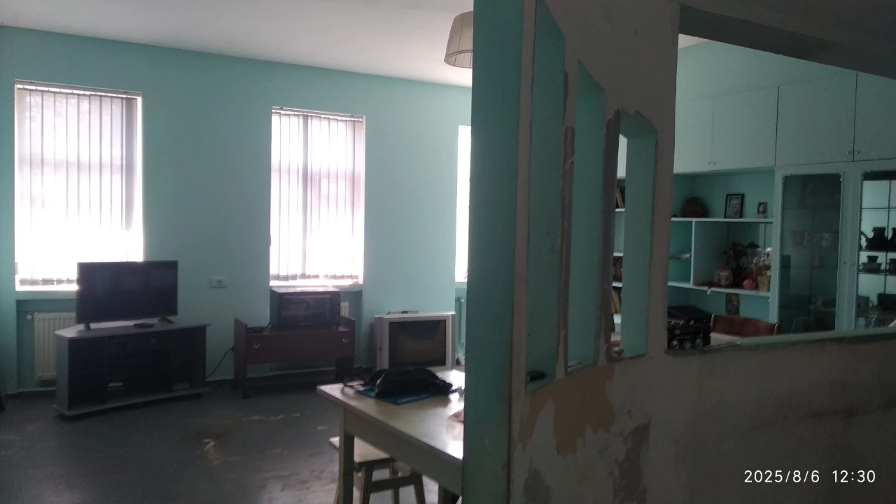 Тараща. Продаж 4кімн.кв 85м.кв в центрі
