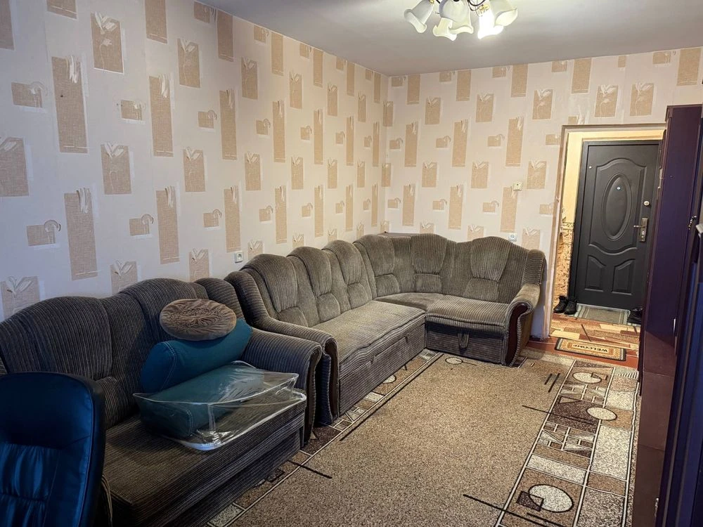Продам  1 кімнатну квартиру в Славутичі.