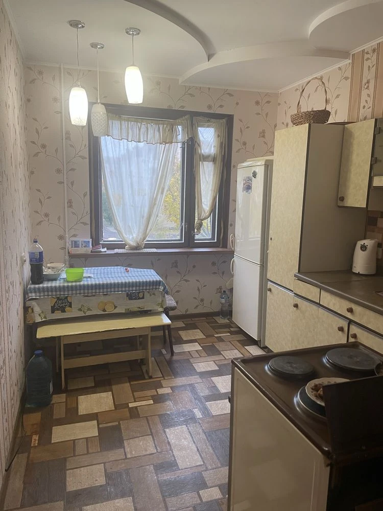 Двокімнатна квартира + дача