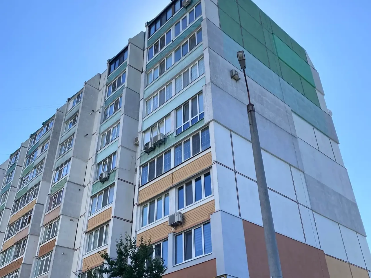 Продаж квартири 3-кімн. 96.1 м² 7/9 пов.