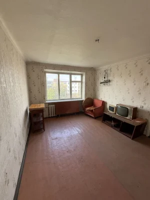 Продається 1 кімнатна квартира по вул. Соборна