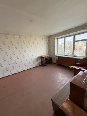 Продається 1 кімнатна квартира по вул. Соборна