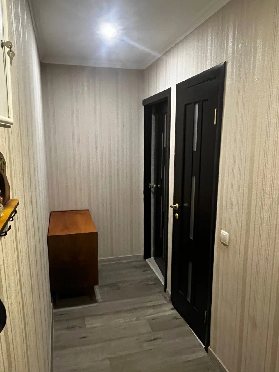 Продам 2-х кімнатну квартиру центр