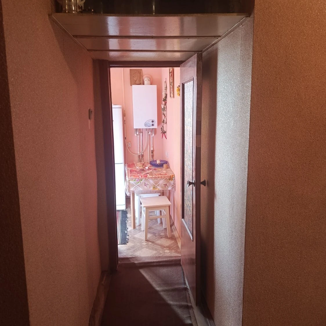 Продається в центрі міста 4х кімнатна квартира.