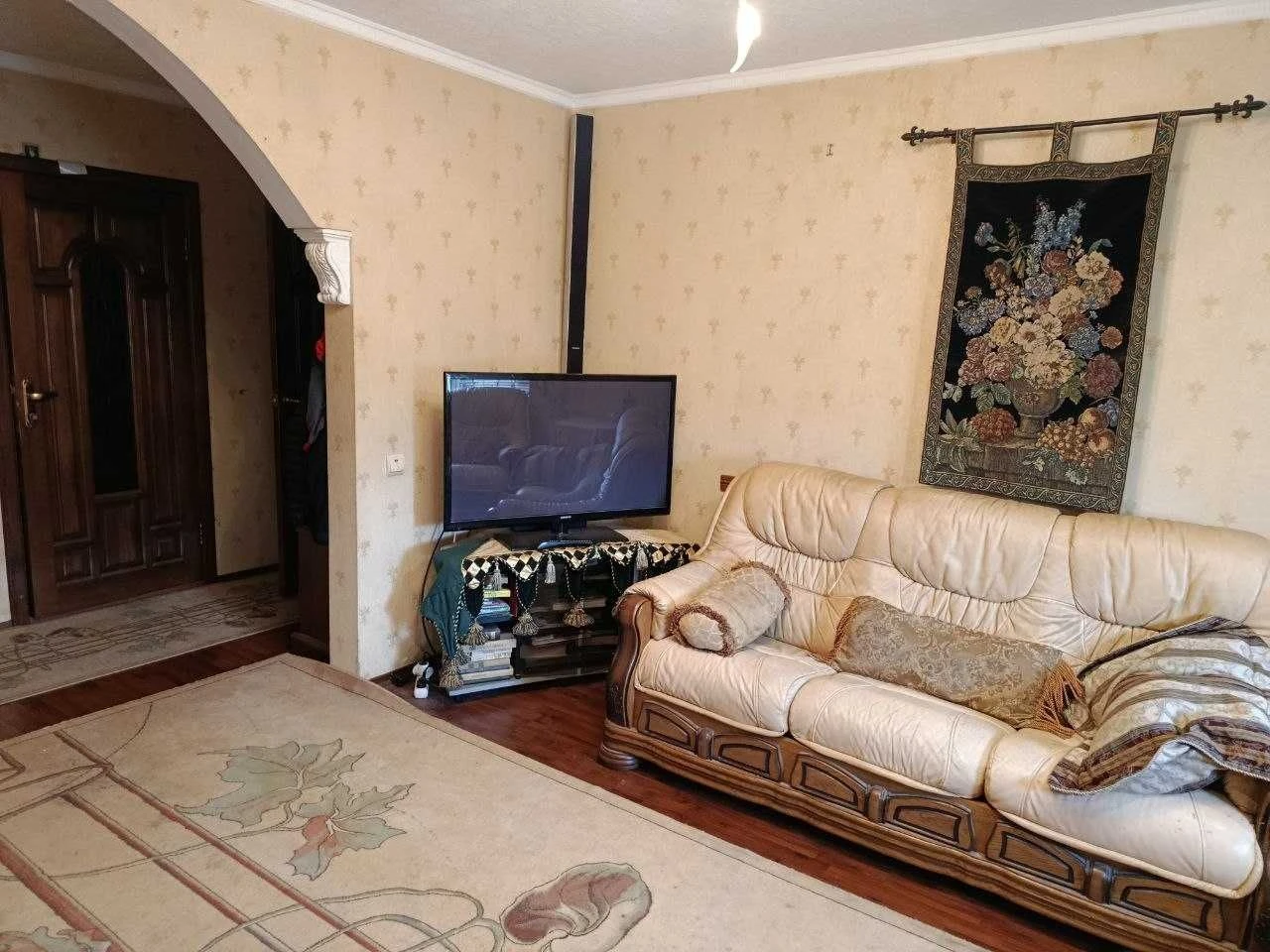 Продам 4+1 комнатную квартиру 86.7 м² + 12м² , центр города