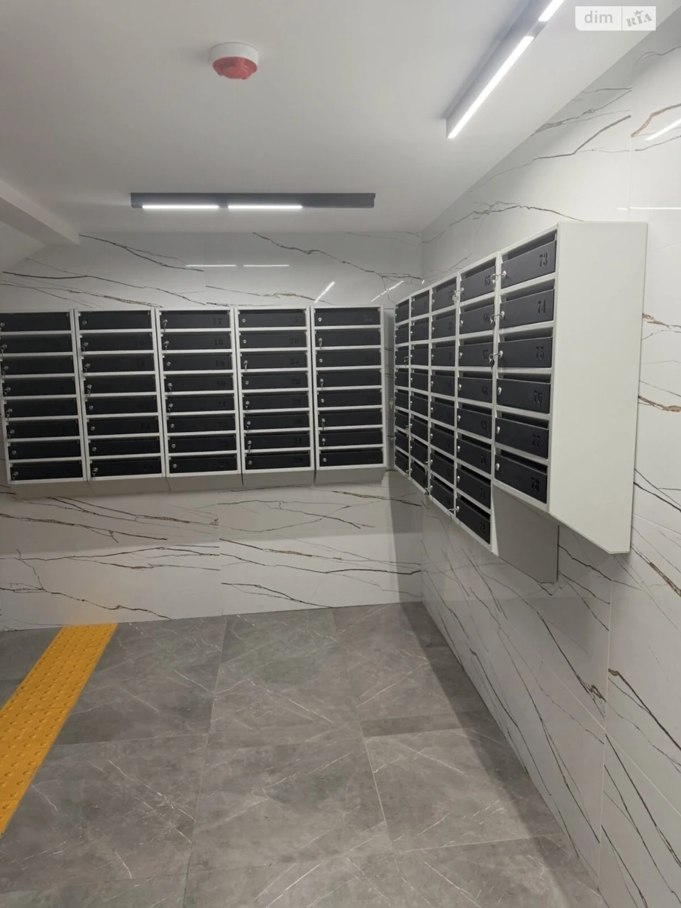 Продаж Квартира