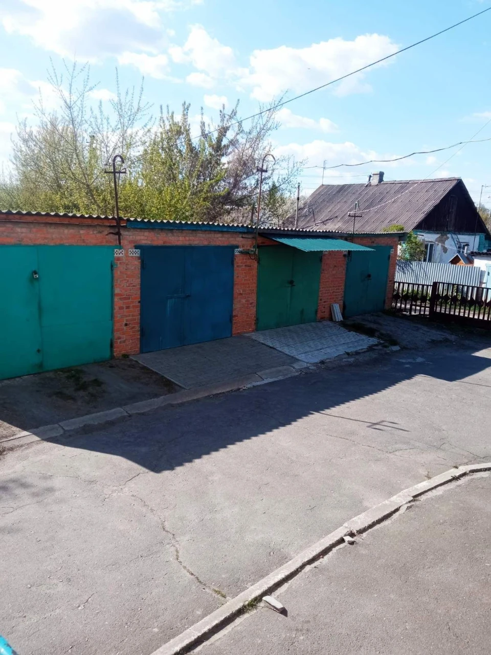 Продам 3к квартиру з Гаражем в Фастові Локомотивна 1А
