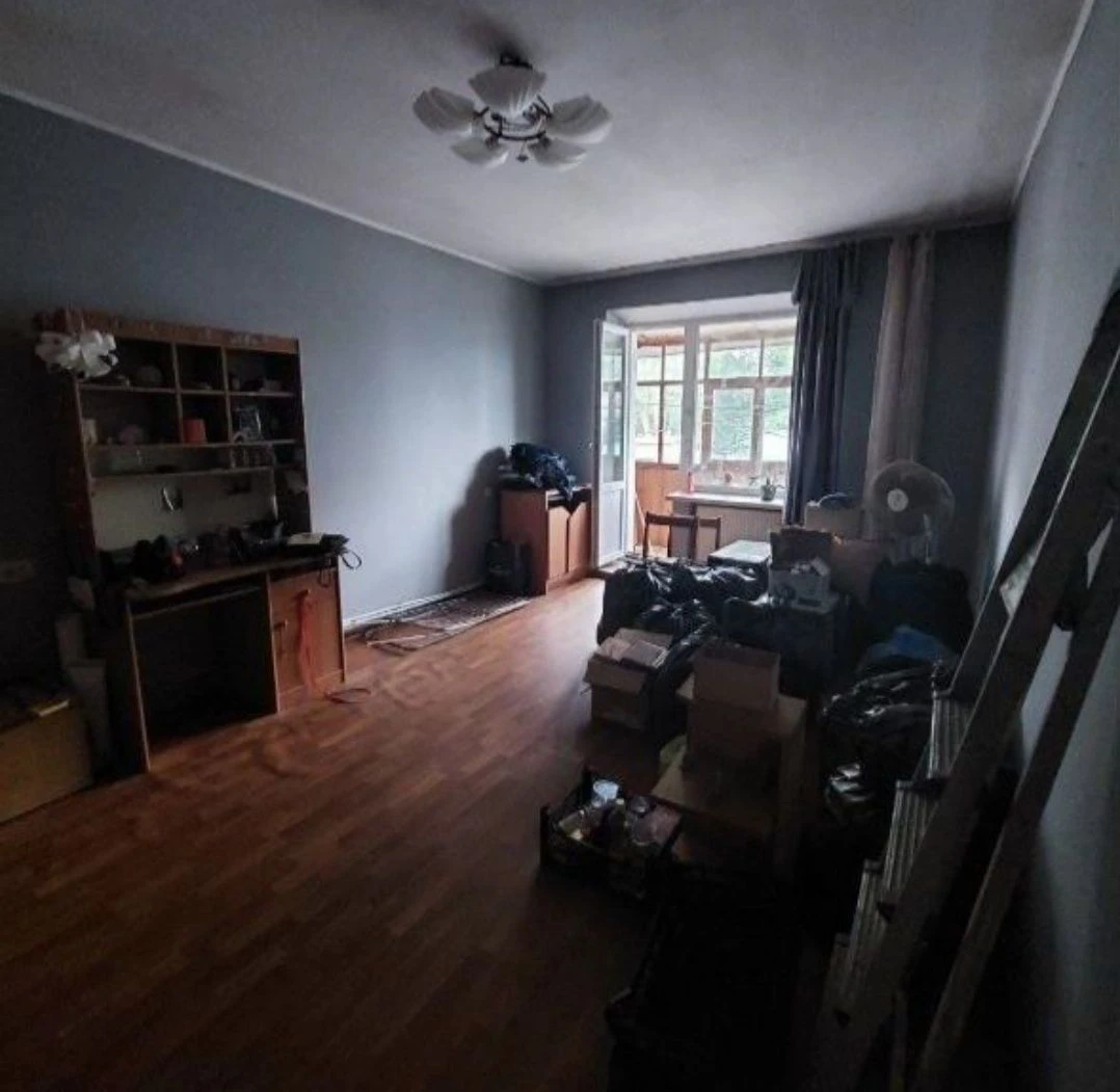 Продається 4-кімнатна квартира в Фастові