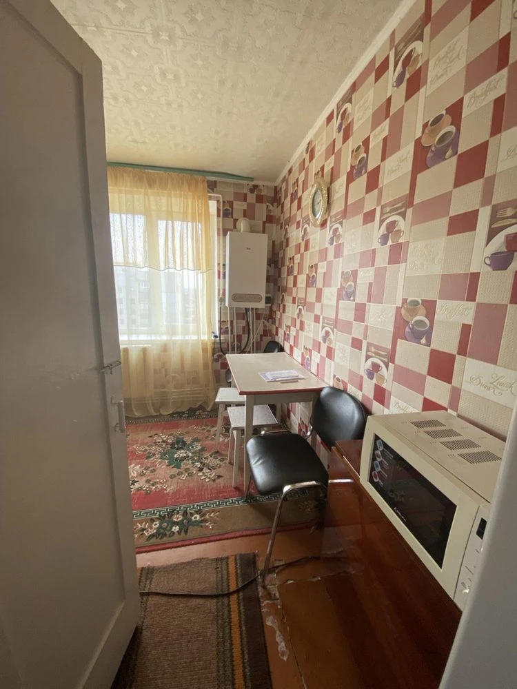 Продам  2-х кімнатну квартиру в центрі міста