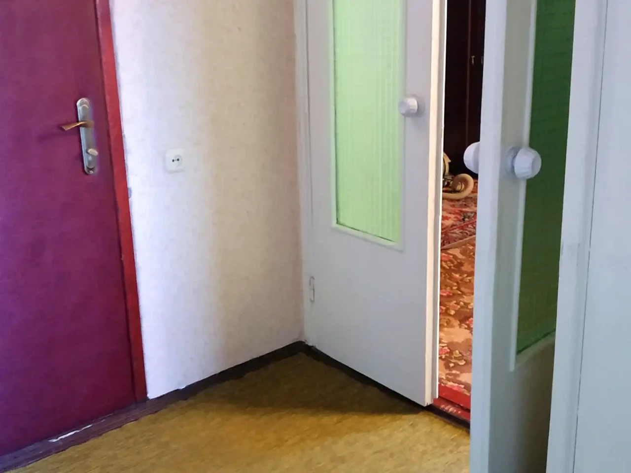 Продаж квартири 1-кімн. 42 м² 3/5 пов.