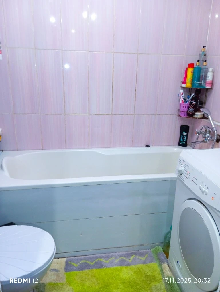 Selling a 3-room apartment in a one-story house
