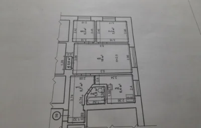 Продаж 3 кімнатної квартири в центрі міста.