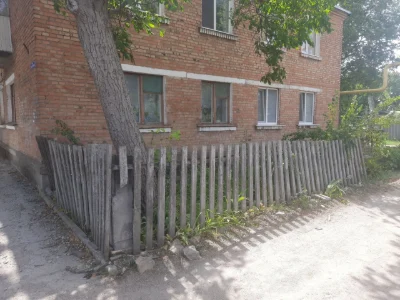 Продаж 3 кімнатної квартири в центрі міста.