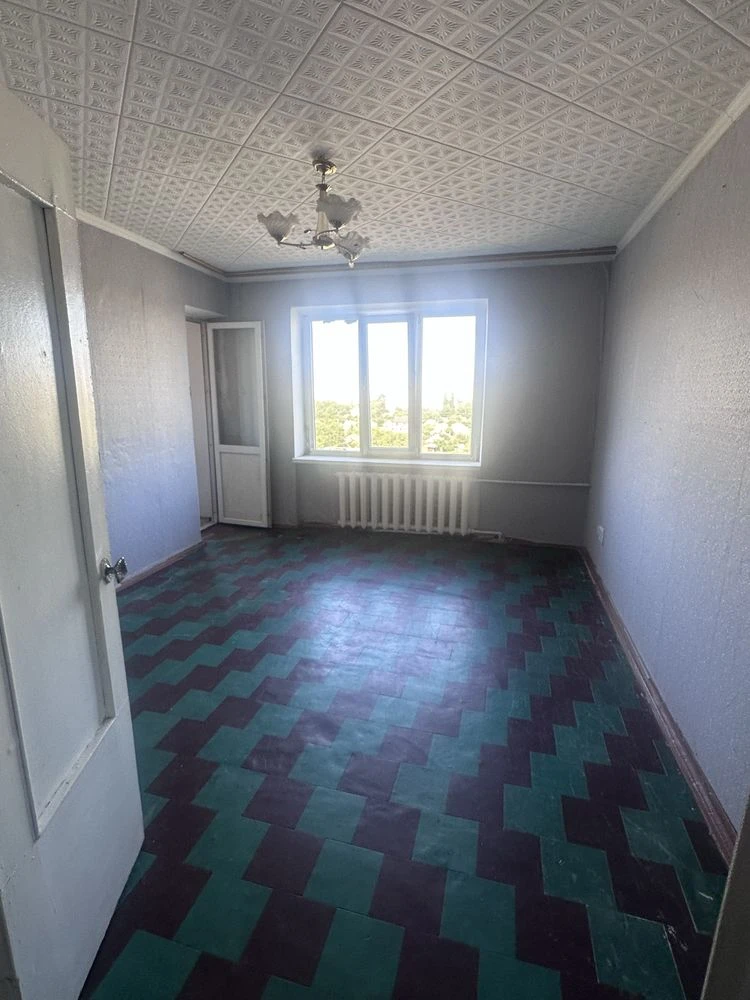 Продється двокімнатна квартира
