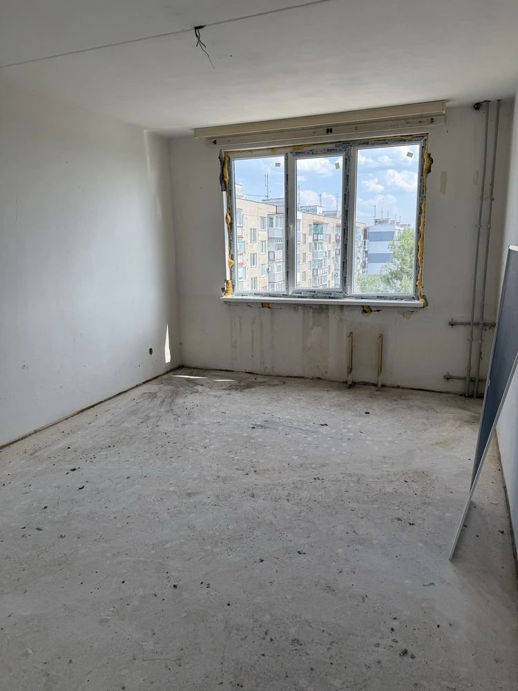 Продам 3-х кімнатну квартиру