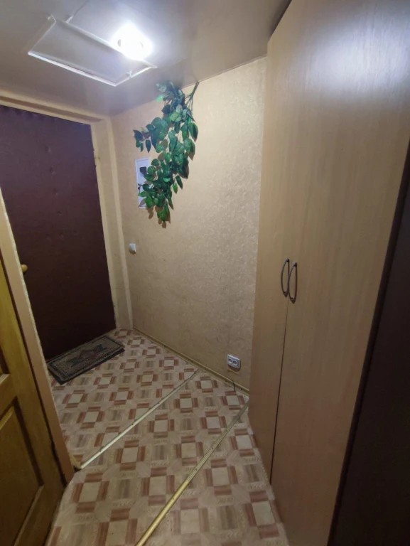 Продам 2х ком. квартиру . Знаменка