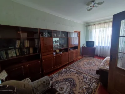 Продам 2х ком. квартиру . Знаменка