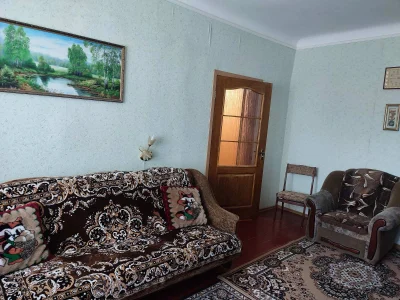 Продам 2х ком. квартиру . Знаменка