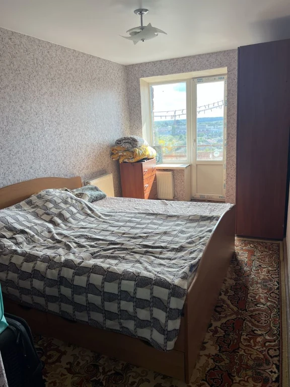 Продам 3 кімнатну квартиру в центрі міста
