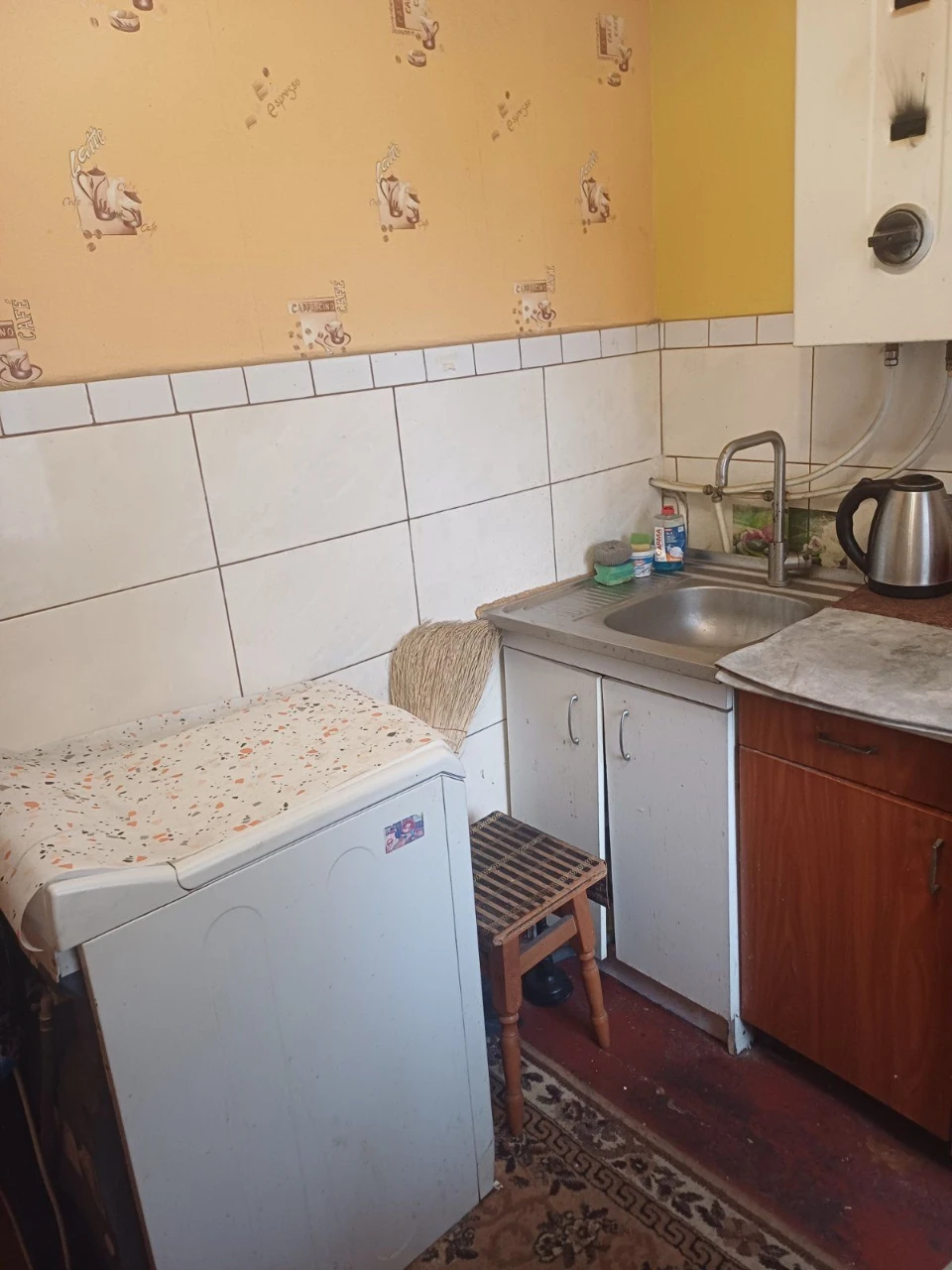 Продам або обміняю на будинок однокімнатну квартиру,2 поверх