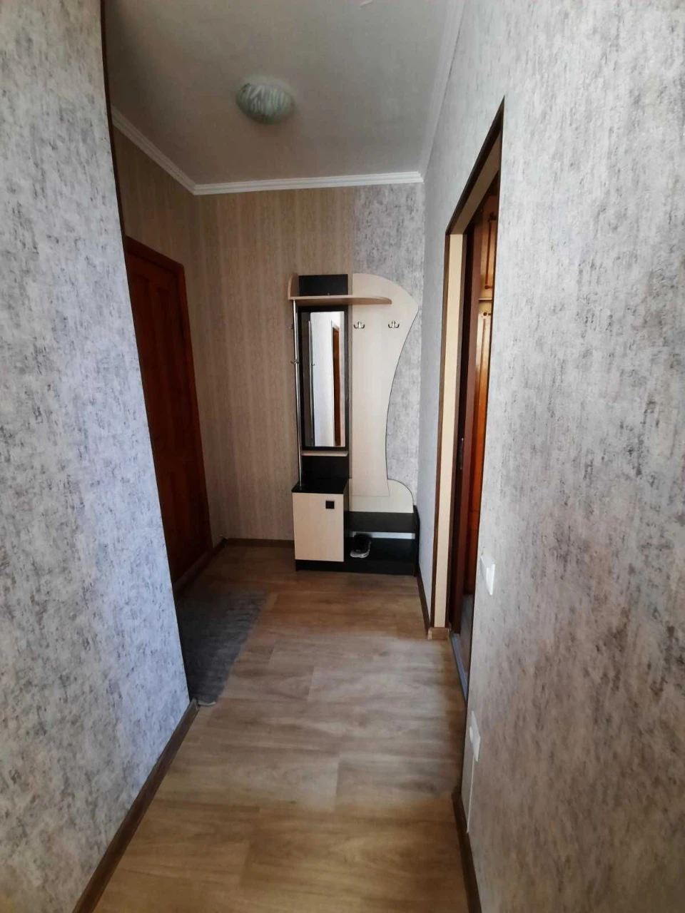 Продаю свою 1к.квартиру в центрі м.Знам'янка.Звонити Тг,Vibe