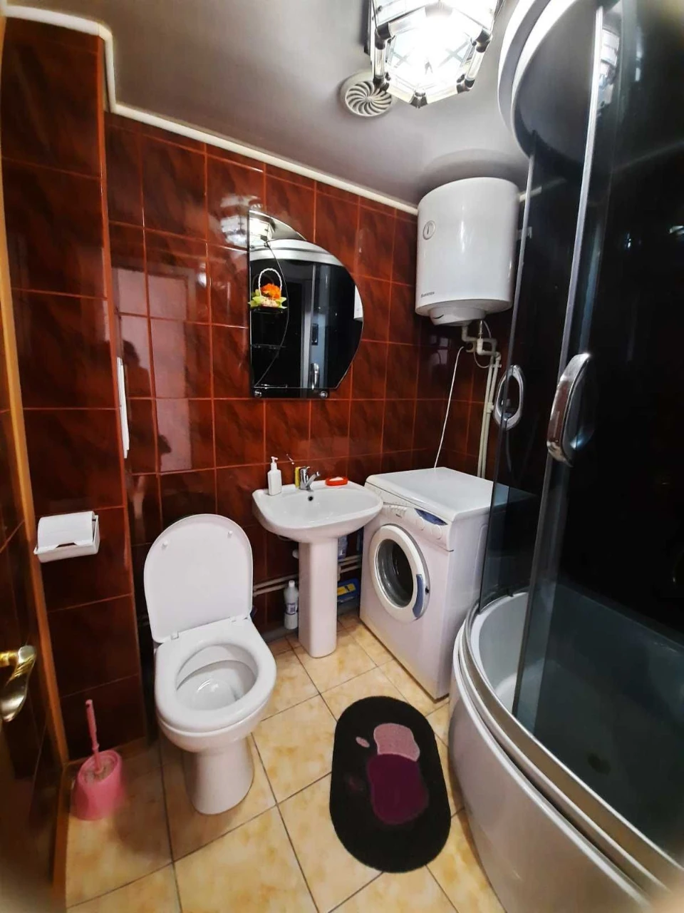 Продаю свою 1к.квартиру в центрі м.Знам'янка.Звонити Тг,Vibe