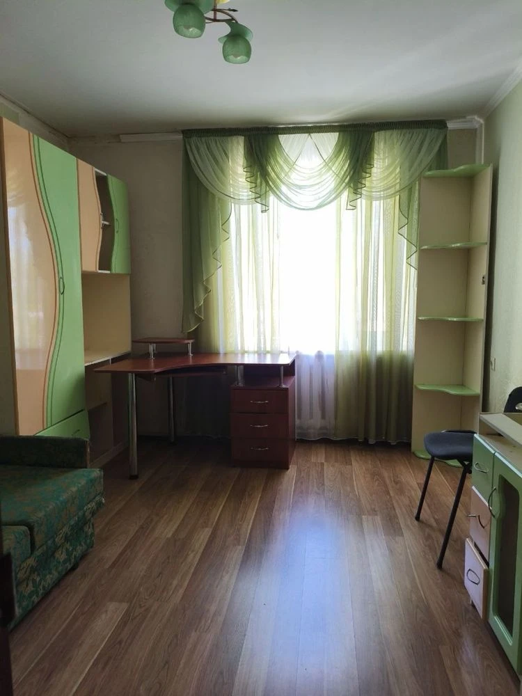 4-кімнатна квартира в Новомиргороді