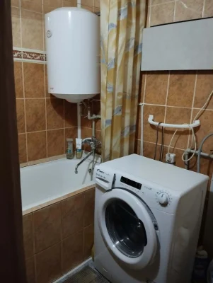 Продам 2х кімнатну квартиру