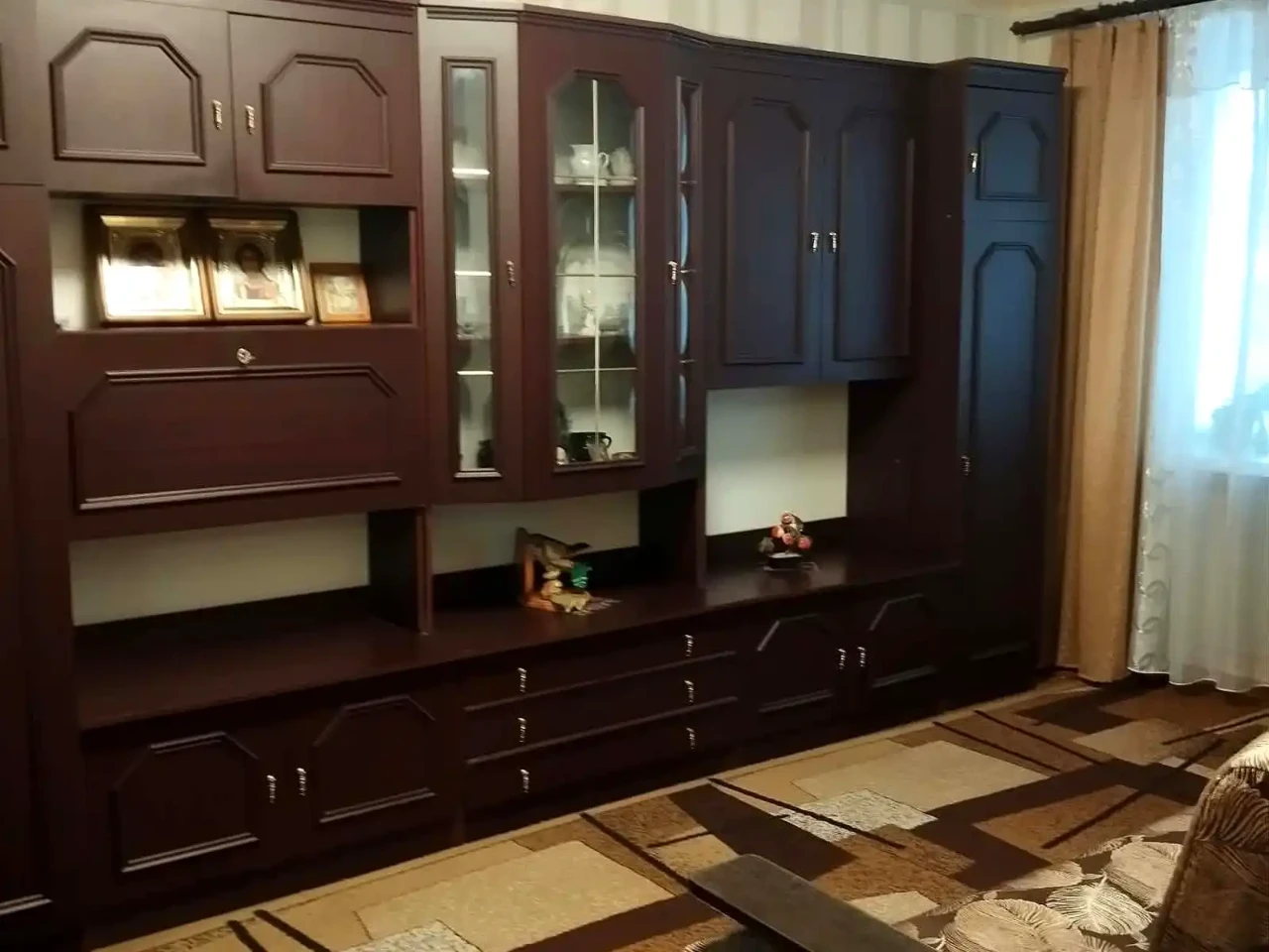 Продаж квартири 2-кімн. 43 м² 1/5 пов.