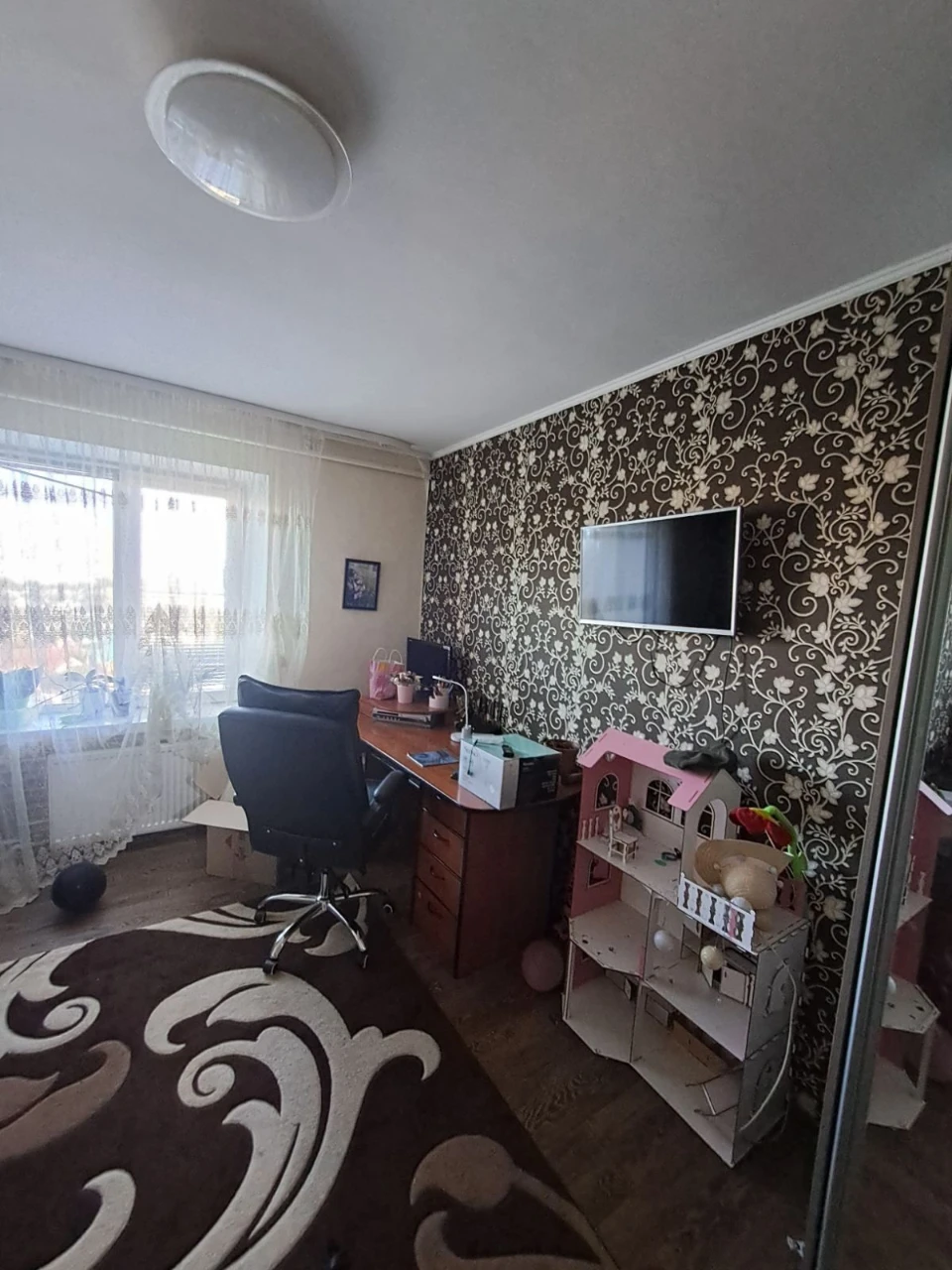 Продам квартиру 2кімнатну