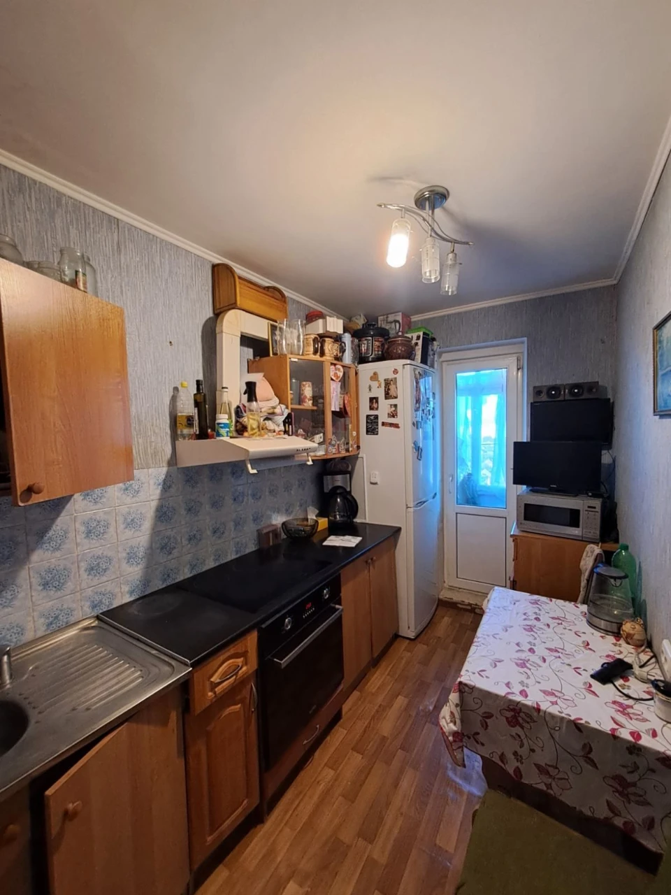 Продам квартиру 2кімнатну
