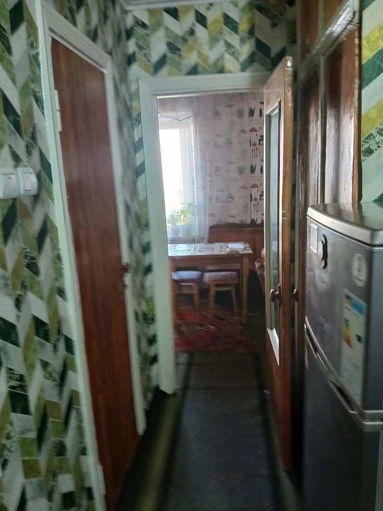 1  кімнатна квартира на 6 грудня