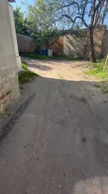 Продаж 2-кімнатної квартири / приміщення 42 м² з окремим вхо