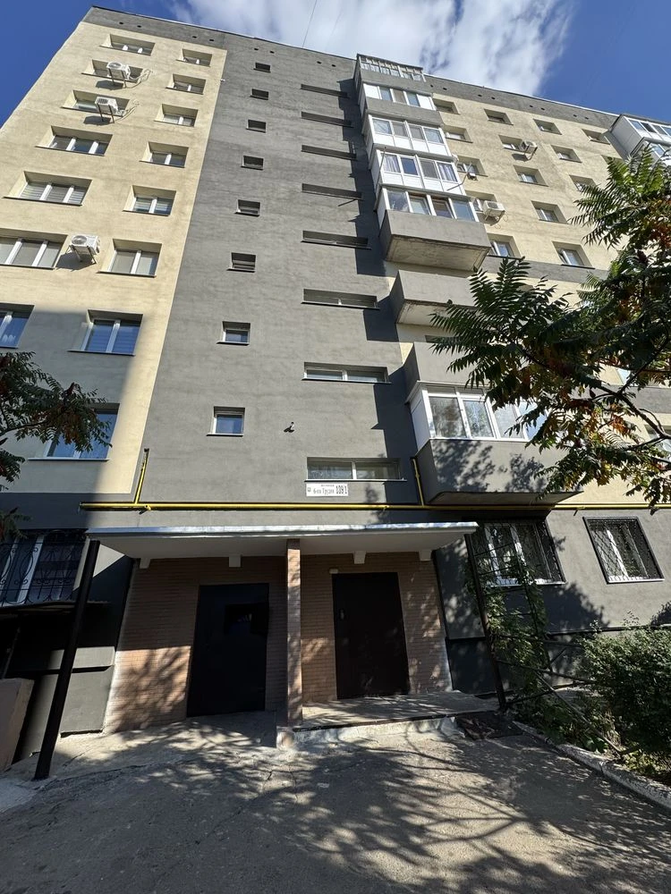 Продаж 3-кімнатної квартири в Олександрії | вул. 6 Грудня