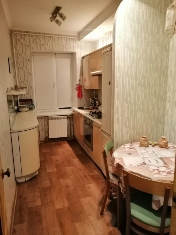 Продам 3-х кімнатну квартиру