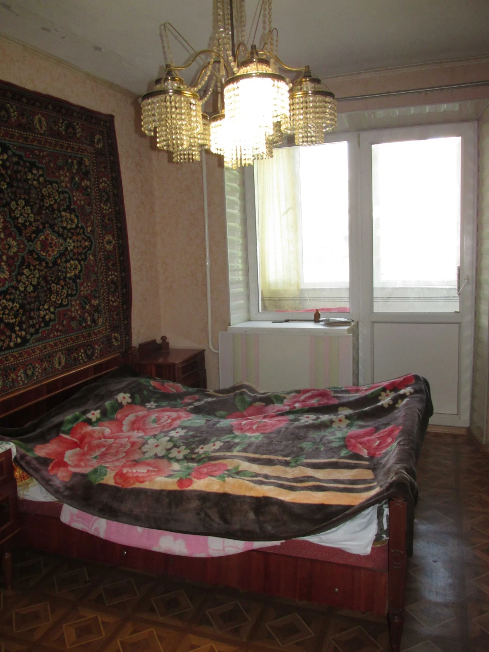 Продам 2 кімнатну квартиру по вул. Святомиколаївській (р-н з