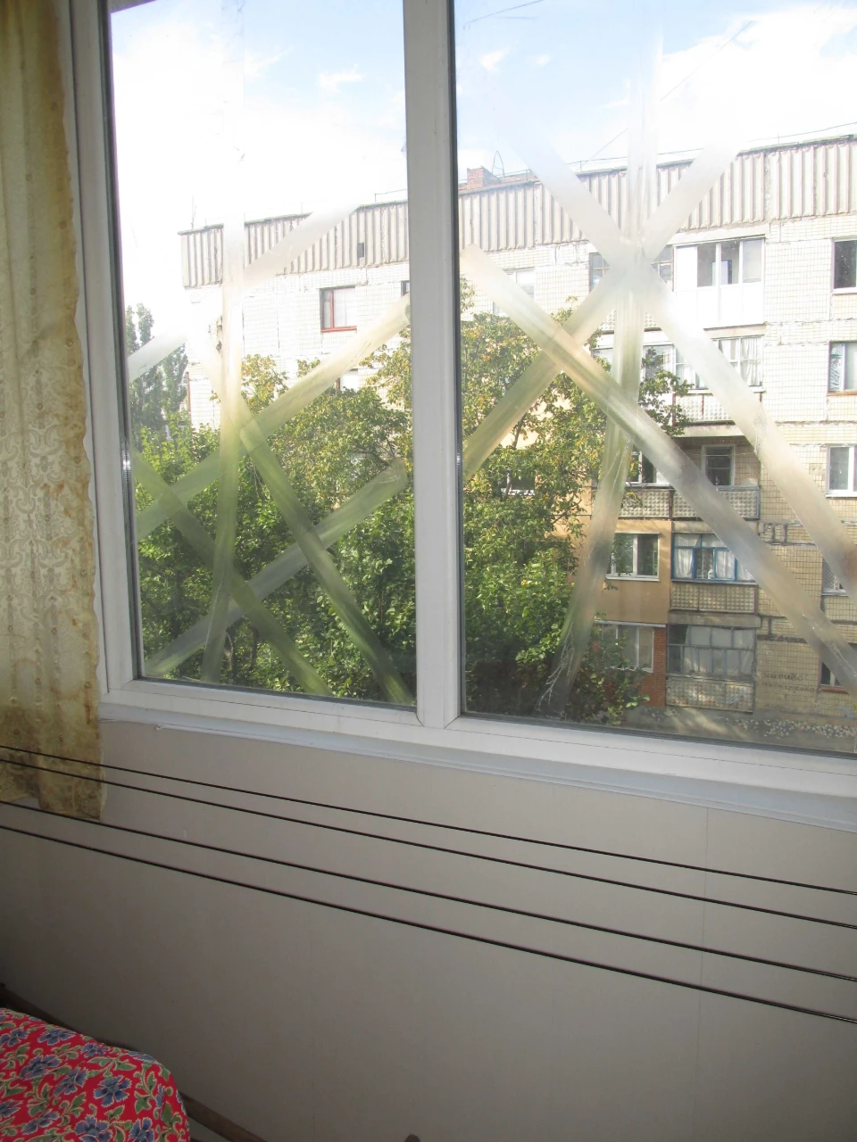 Продам 2 кімнатну квартиру по вул. Святомиколаївській (р-н з