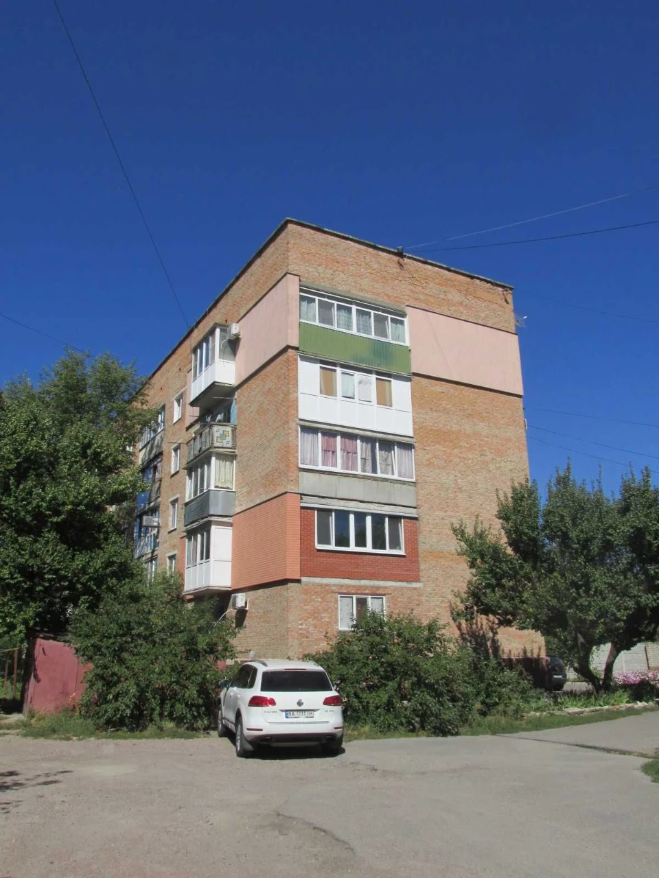 Продам 2 кімнатну квартиру по вул. Святомиколаївській (р-н з