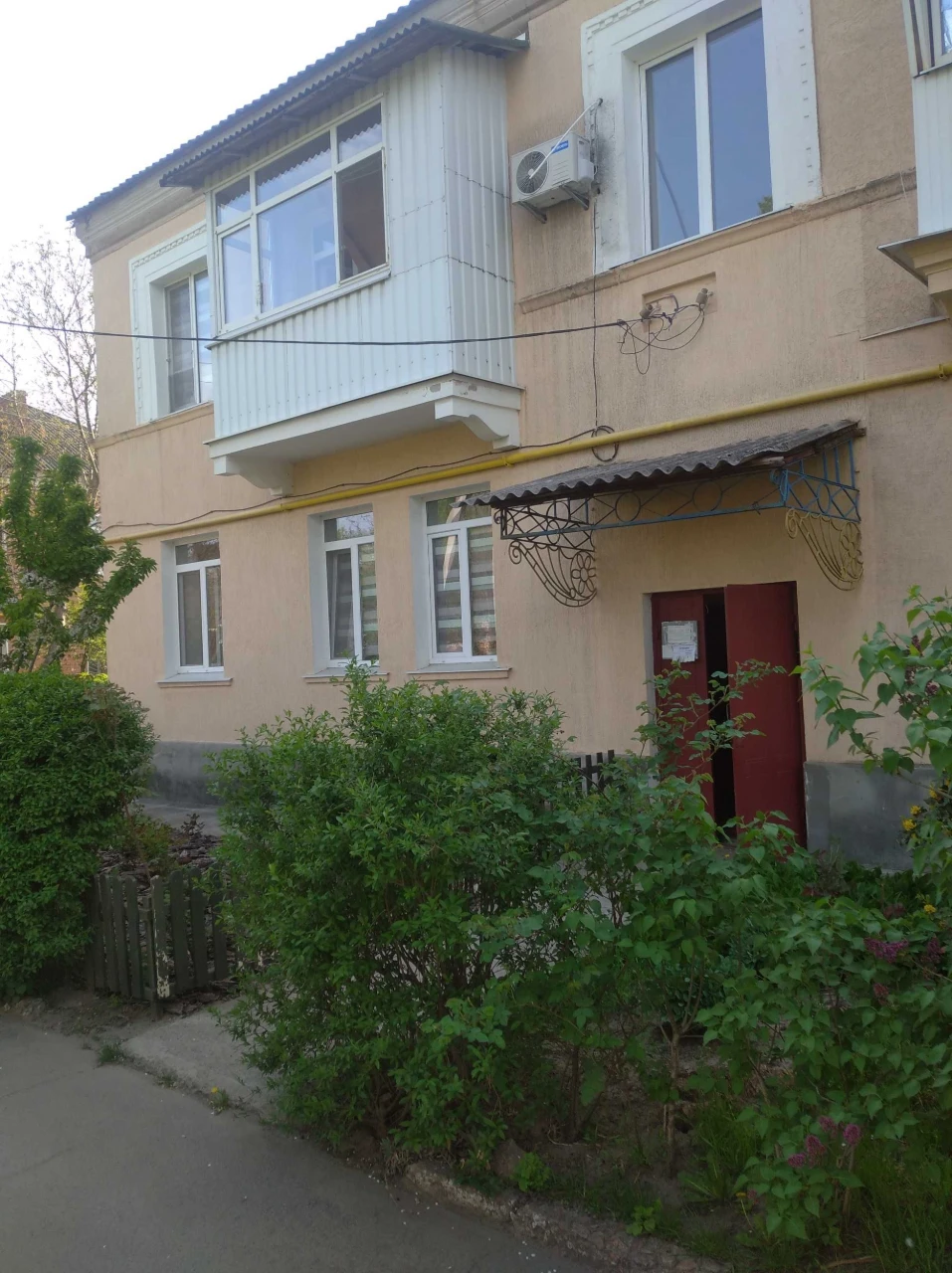 Продам 3 кімнатну квартиру на пл. Покровській