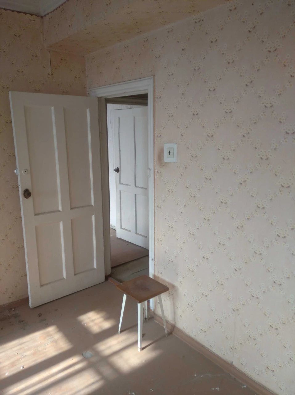 Продам 3 кімнатну квартиру на пл. Покровській