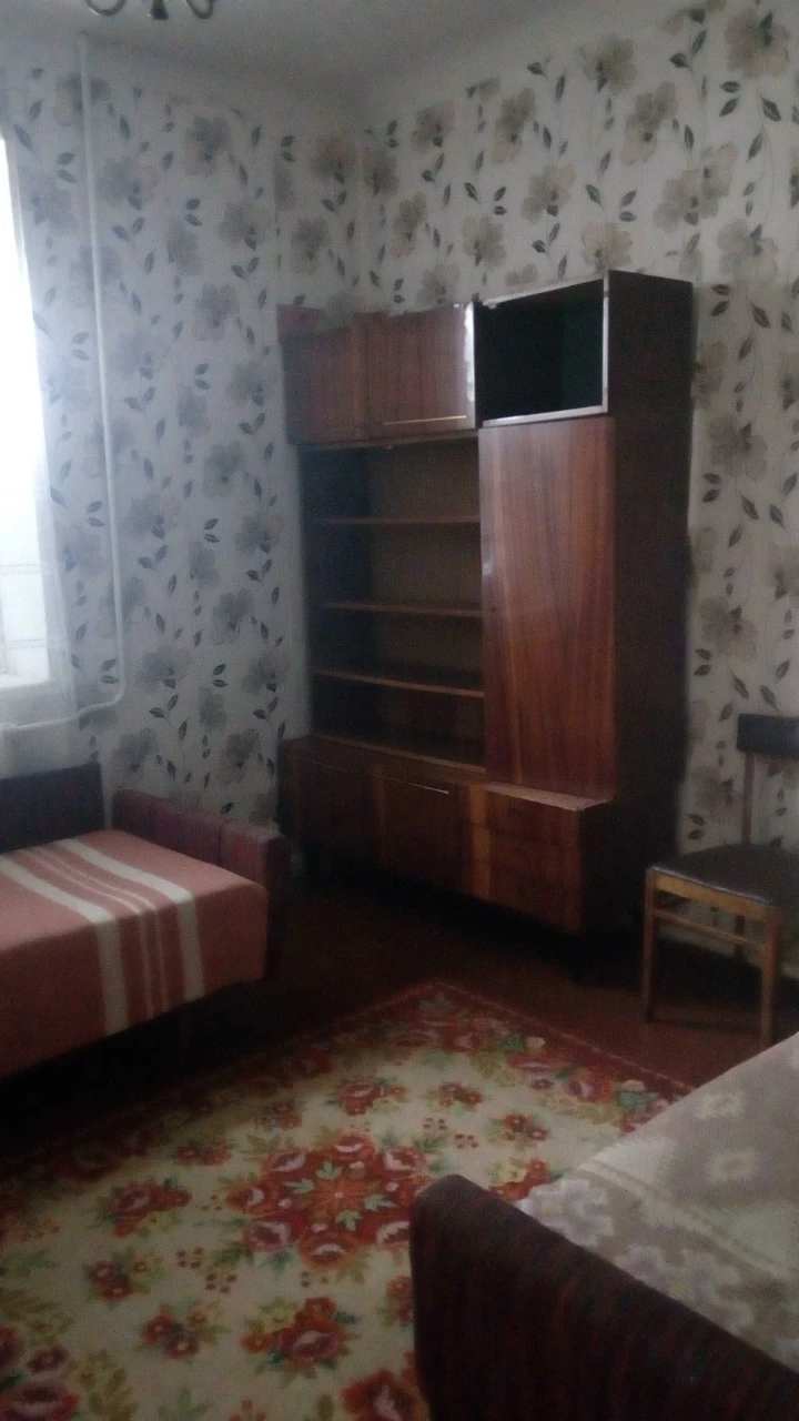 Квартиру 2х комнатную без ремонта