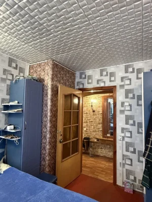 Продам 3 кімнатну квартиру на 2 поверсі (р-н готелю Дружба)