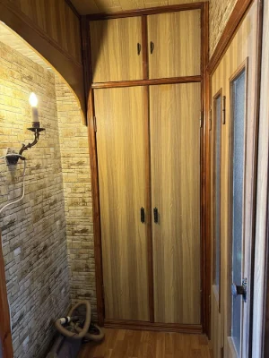 Продам 3 кімнатну квартиру на 2 поверсі (р-н готелю Дружба)