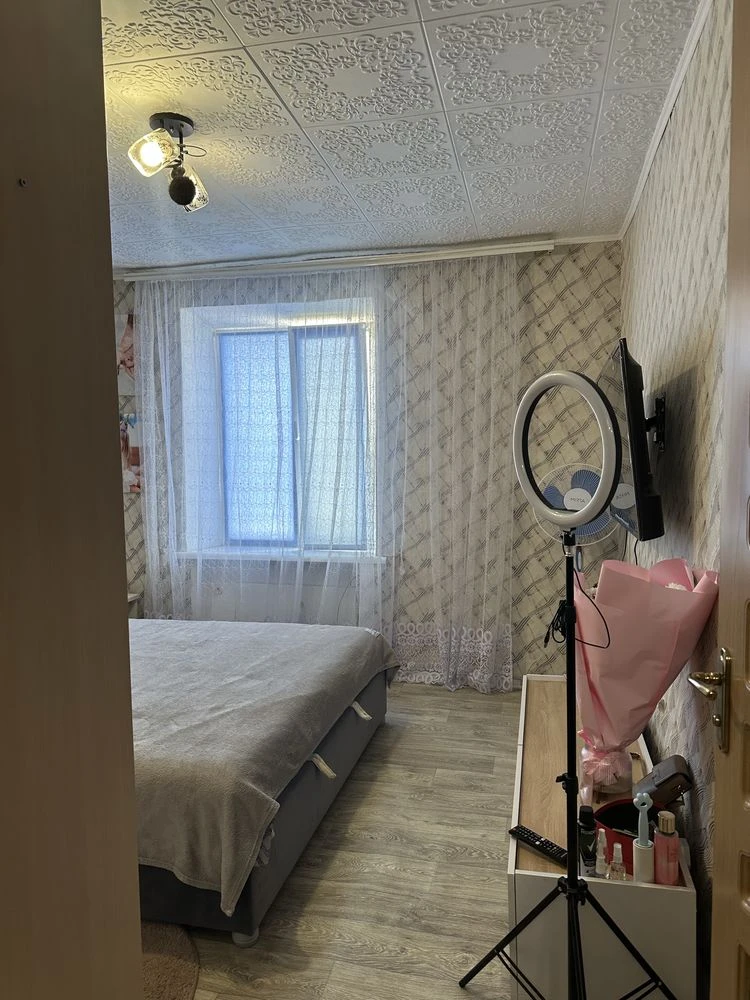 Продам квартиру (колишній гуртожиток)