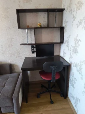 Продам 3 кімнатну квартиру по вул. 6 Грудня  (р-н Файномарке