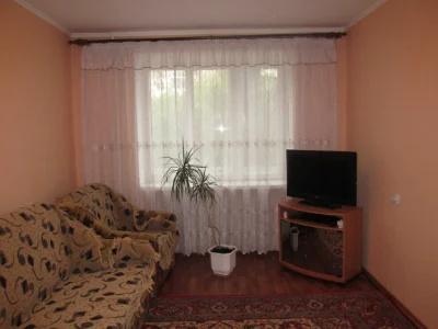 Продам 1 кімнатну квартиру по вул. Мазепи ( р-н Баму-Макдона