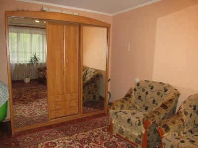 Продам 1 кімнатну квартиру по вул. Мазепи ( р-н Баму-Макдона