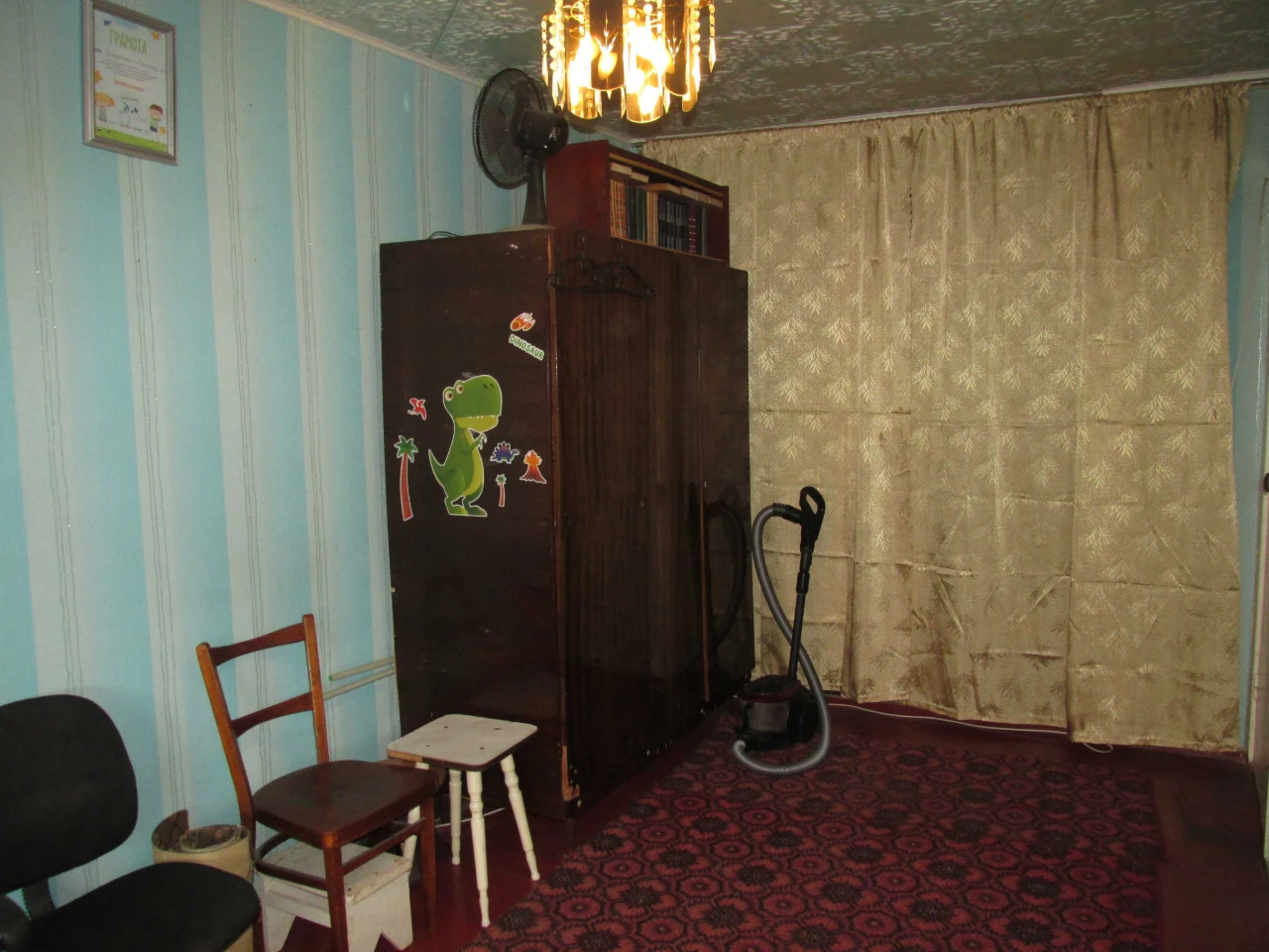 Продам 2 кімнатну квартиру по пр.Соборному (р-н першої школи
