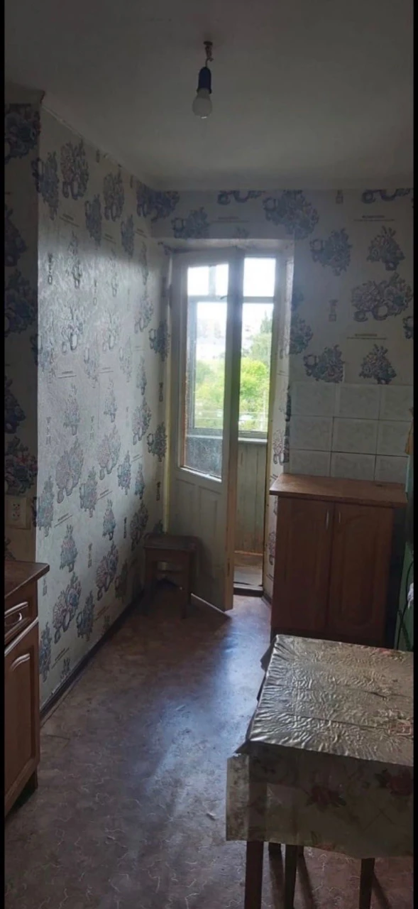 Продається двокімнатна квартира. 32000$