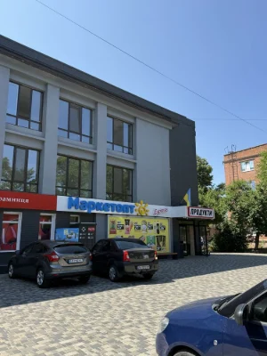 Продам 3-кімнатну квартиру в новобудові (р-н Кірово)